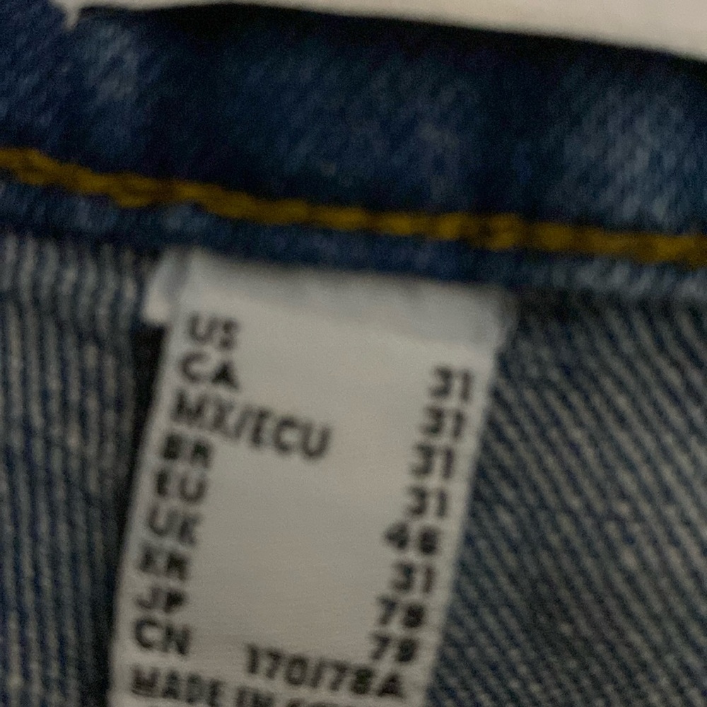 Large pant Size 31 Beautiful jeans never use